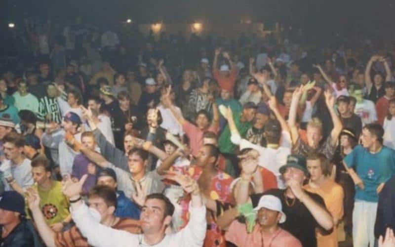 happy hardcore 90s