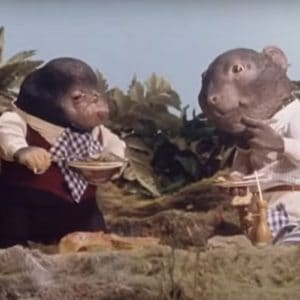 Mole and Ratty Eat lunch